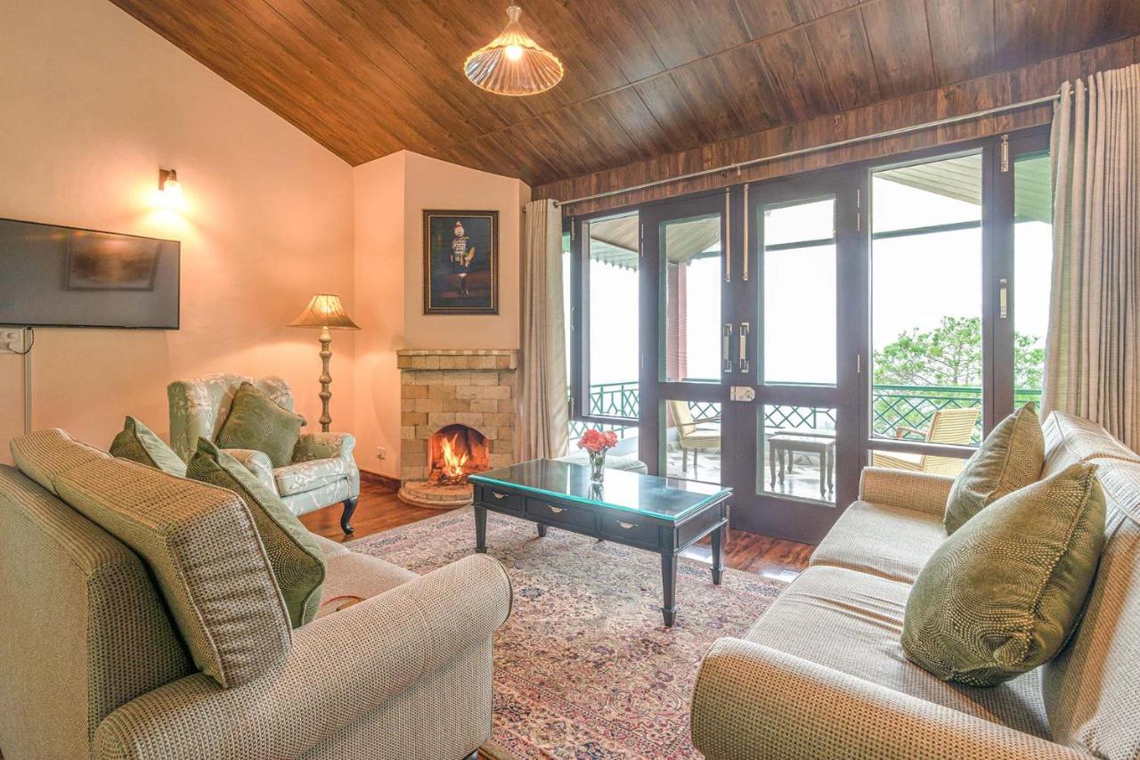 Stayvista At Cecil Cottages With Barbeque, Hill View Kasauli Exterior photo