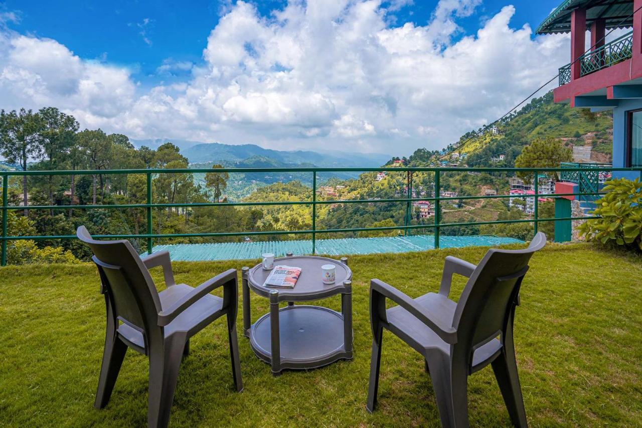 Stayvista At Cecil Cottages With Barbeque, Hill View Kasauli Exterior photo
