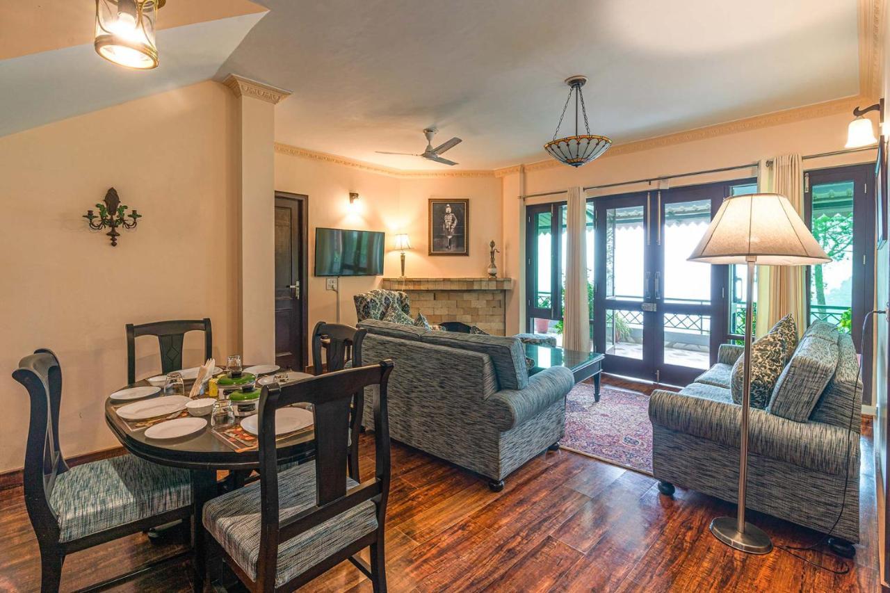 Stayvista At Cecil Cottages With Barbeque, Hill View Kasauli Exterior photo