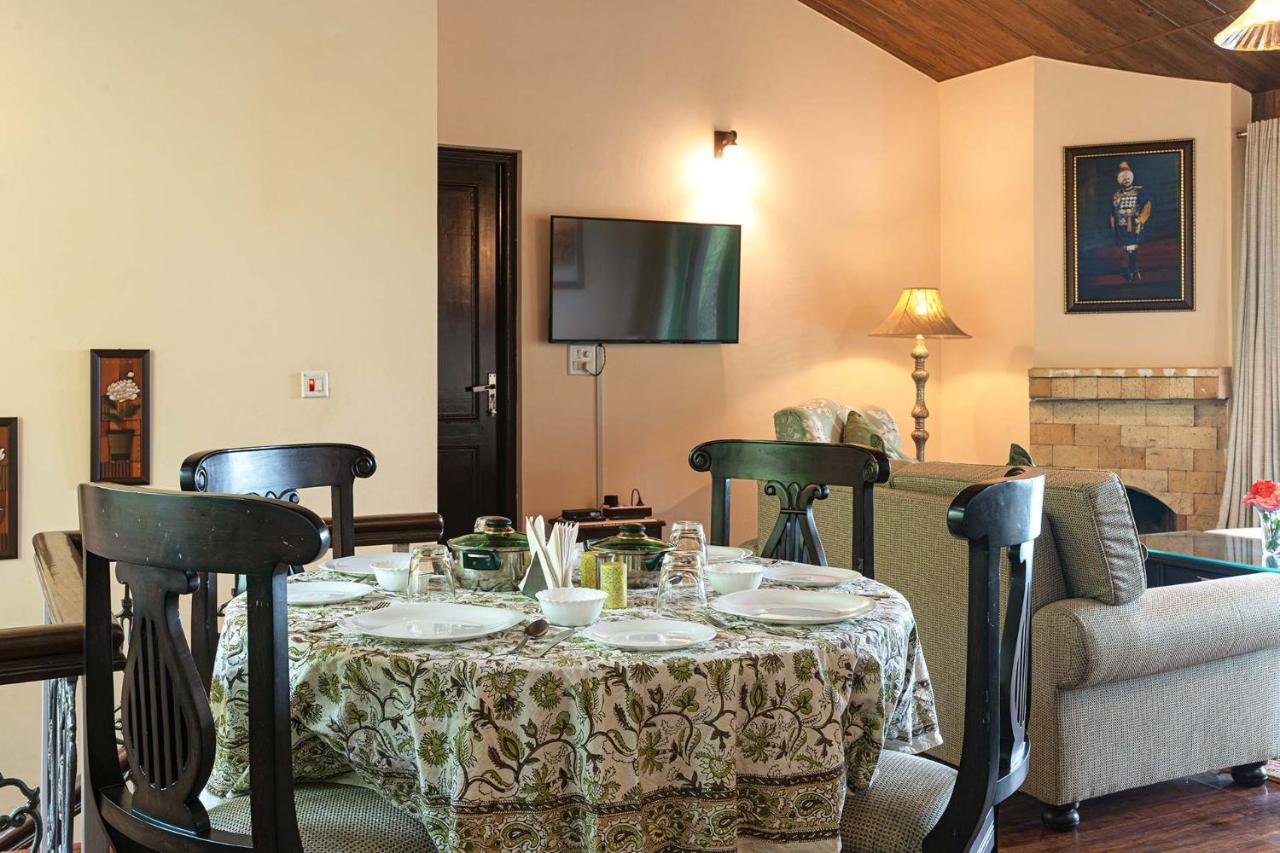 Stayvista At Cecil Cottages With Barbeque, Hill View Kasauli Exterior photo